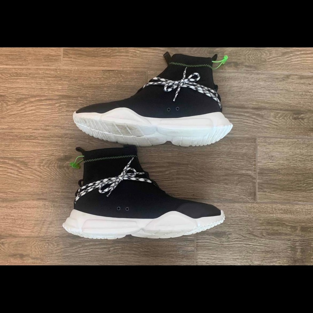 John Geiger 002 OG Colorway size 13
